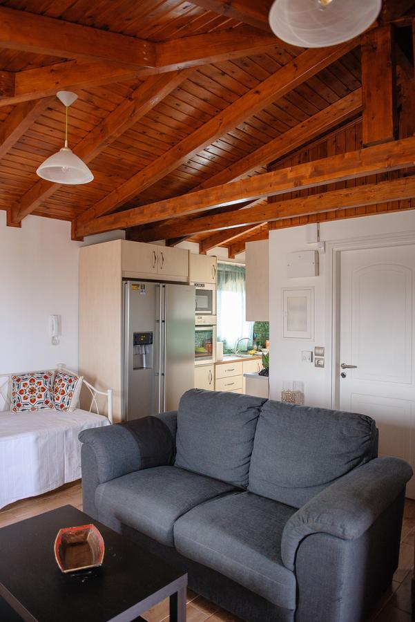 Artemis Sunrise Apartman Kültér fotó